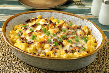 pasta con crema di formaggio gratinata in forno