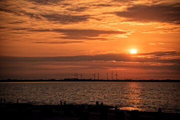 Sonnenuntergang und Ebbe bei Strand in Dangast 2
