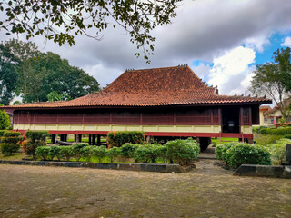 The Palembang Limas House called it a traditional house with an ancient architect during the Sriwijaya era in the Balaputra Dewa museum area in the city of Palembang, Indonesia, 07/03/2020