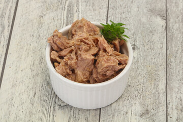 Canned tuna fish in the bowl