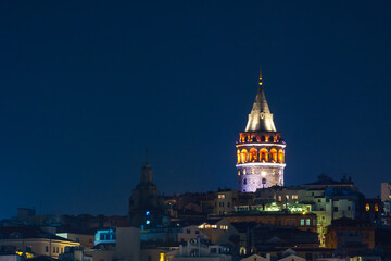 Fototapeta na wymiar Galata Tower at night