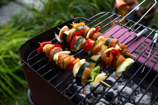 Szaszłyki na grillu