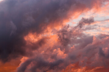 Fototapeta na wymiar Solar illumination of clouds.