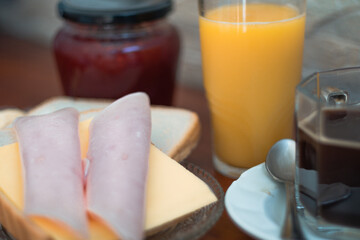 continental breaksfast 