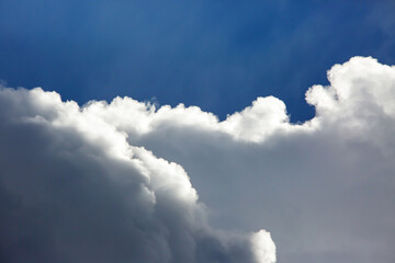 Dramatic Formation of Cumulus Clouds