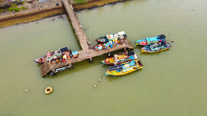 Fototapeta na wymiar View of boats on the river