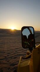 Huacachina es un oasis desértico y una pequeña villa en la ciudad de Ica, Perú