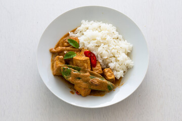 Thai Red Curry with Tofu and vegetables