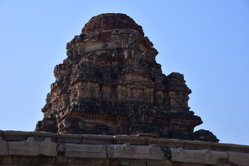 miniatur statue made wood and sand