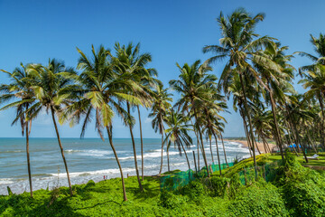 Fototapeta na wymiar Beautiful Sinquerim Beach of Goa, Famous tourist destination, Goa, India