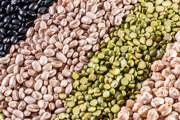 Grain variety - Black beans, carioca beans, chickpeas and peas