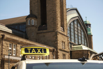 Hamburg Railway Stadion - Hauptbahnhof Taxi