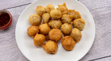 Fried and Battered Fish Tofu & Balls and Wok