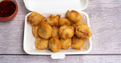 Fried and Battered Fish Tofu & Balls and Wok