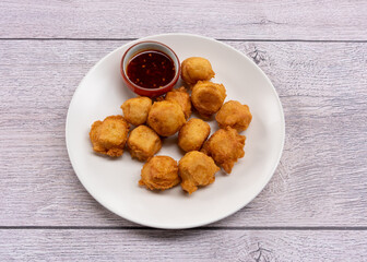 Fried and Battered Fish Tofu & Balls and Wok