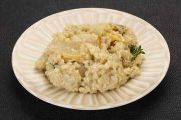 Risotto with pear and gorgonzola