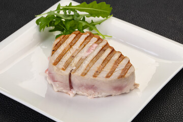 Grilled tuna steak