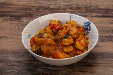 Chicken with oyster sauce and vegetables