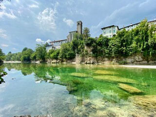 Fototapeta na wymiar Fiume Natisone a Cividale nel Friuli