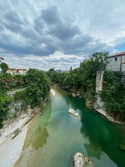Fototapeta premium Fiume Natisone a Cividale visto dal Ponte del Diavolo
