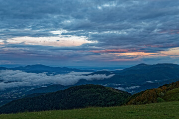 Obraz premium coucher de soleil dans les Vosges