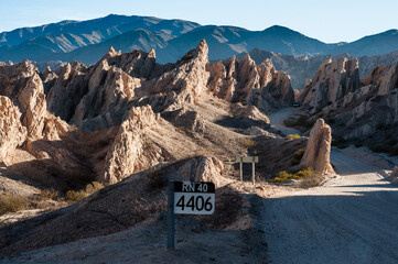 Camino, quebrada de las flechas, Provincia de Salta, Argentina. Ruta 40
