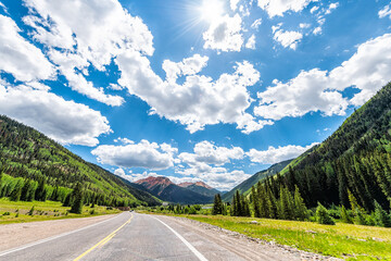 Ouray scenic byway in summer Million Dollar Highway 550 road in Colorado driving pov and Engineer mountain peak to Durango and Silverton - obrazy, fototapety, plakaty