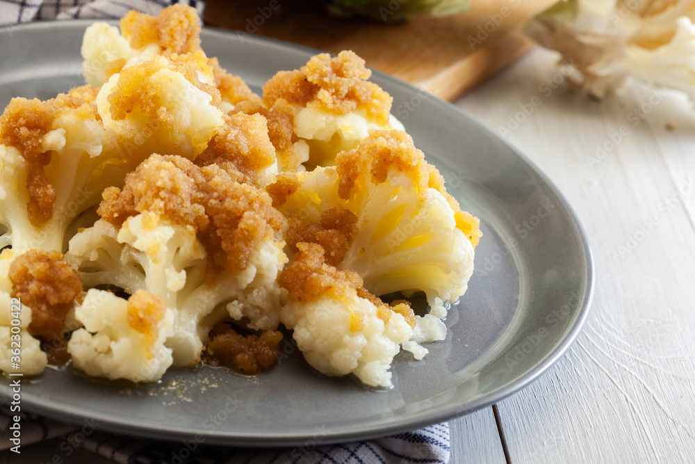 Canvas Prints Vegetarian cooked cauliflower with bread crumb