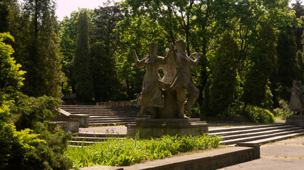 Stanisław Marcin&oacute;w Dancing Sculpture in the Silesian park in Chorz&oacute;w. Ready for entry.