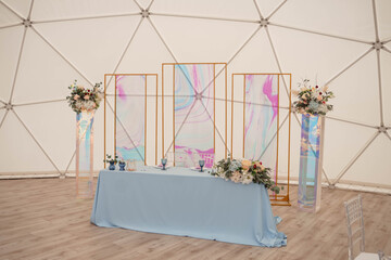 Fototapeta na wymiar wedding hall with decor and tables