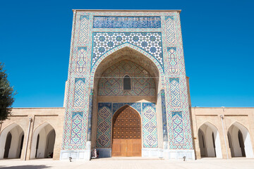 Fototapeta na wymiar Kok-Gumbaz Mosque at Dorut Tilavat Complex in Shakhrisabz, Uzbekistan. It is part of the Historic Centre of Shakhrisyabz World Heritage Site.