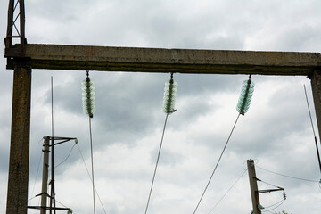 High-voltage power transformer substation of an electric network