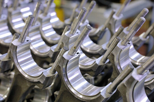 Details and units of Vehicle engines and diesel engines. Vehicle engines, diesel engines, internal combustion engines.