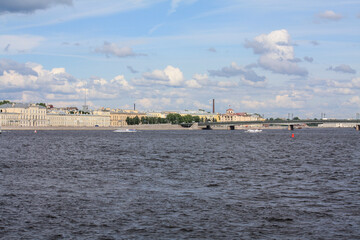 Fototapeta premium Saint Petersburg. View of the Neva River bridge and embankment.