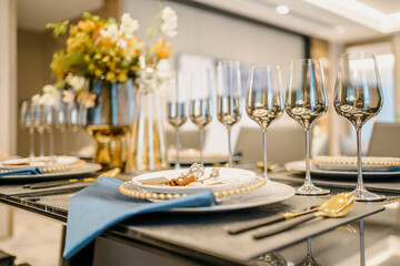 wedding table setting