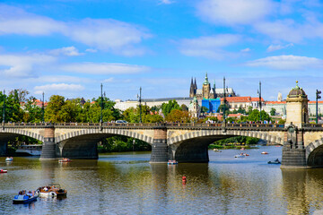 Obraz premium Legion Bridge over River Vltava with Prague Castle at background in Prague, Czech Republic