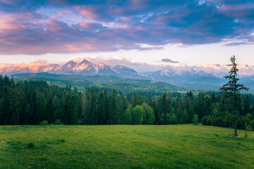 Fototapeta na wymiar Panorama of Belianske Tatras