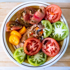 salade de tomates et filet de thon