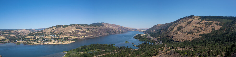 Panoramic view of Columbia River