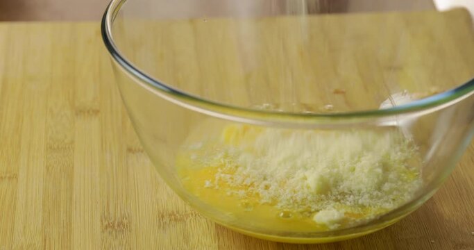 Uova sbattute per una frittata