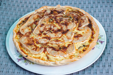 Tarte au fromage de chèvre et aux courgettes