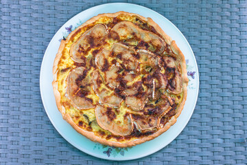 Tarte au fromage de chèvre et aux courgettes