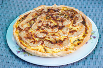 Tarte au fromage de chèvre et aux courgettes