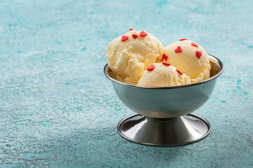 Balls of artisanal vanilla ice cream.