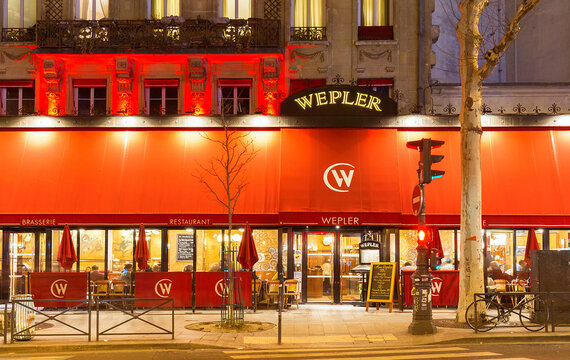 Paris, France-17 February, 2018 : Wepler, the largest oyster house in Paris, located between Montmartre and Pigalle, this brasserie remains a must to Paris lovers.