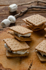 Fresh homemade smores with marshmallows, chocolate and graham crackers.