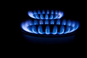 Blue flames from a double burner