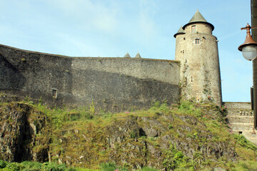 Fototapeta na wymiar Château fort de Fougères