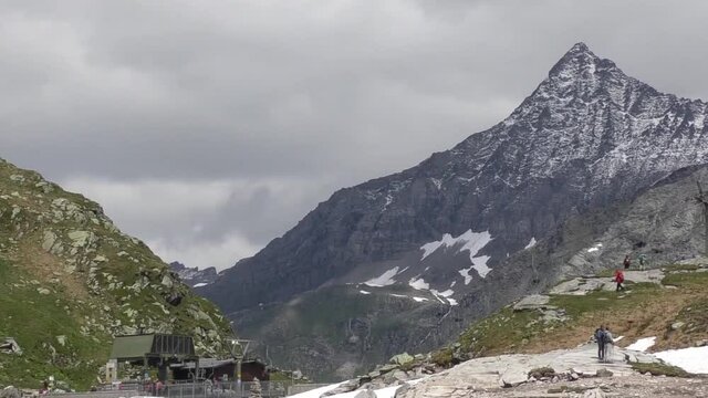 Timelapse of a moving cable car in Austria