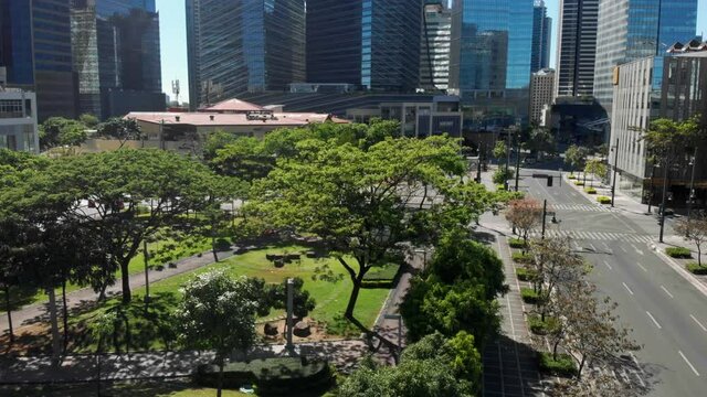 Terra 28th Park, One Parkade. High Street. BGC, Manila. Philippines